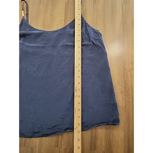 Lilly Pulitzer Silk Cami Top M Navy Gold Adjustable Straps Sleeveless - Picture 9 of 10